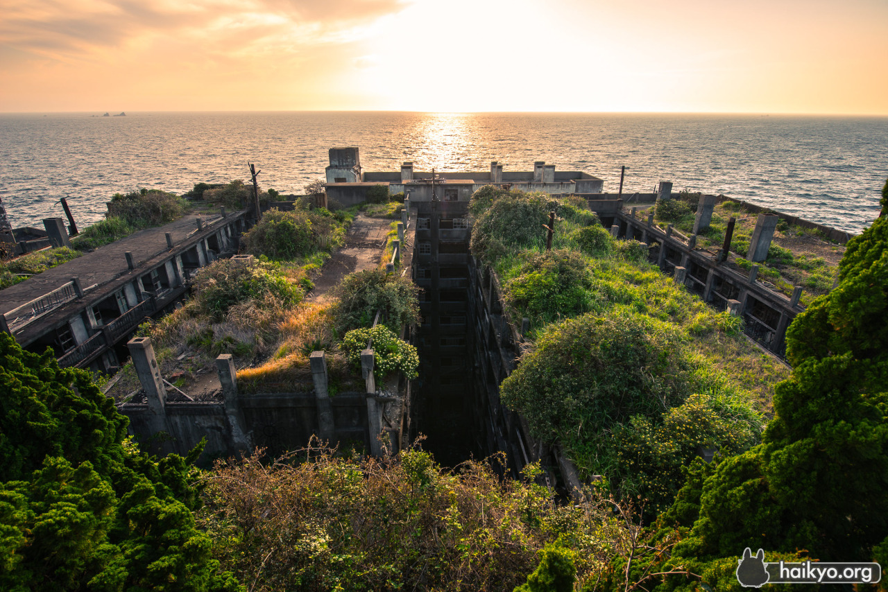 Gunkanjima: Hashima Island | Posted by CJWHO.com