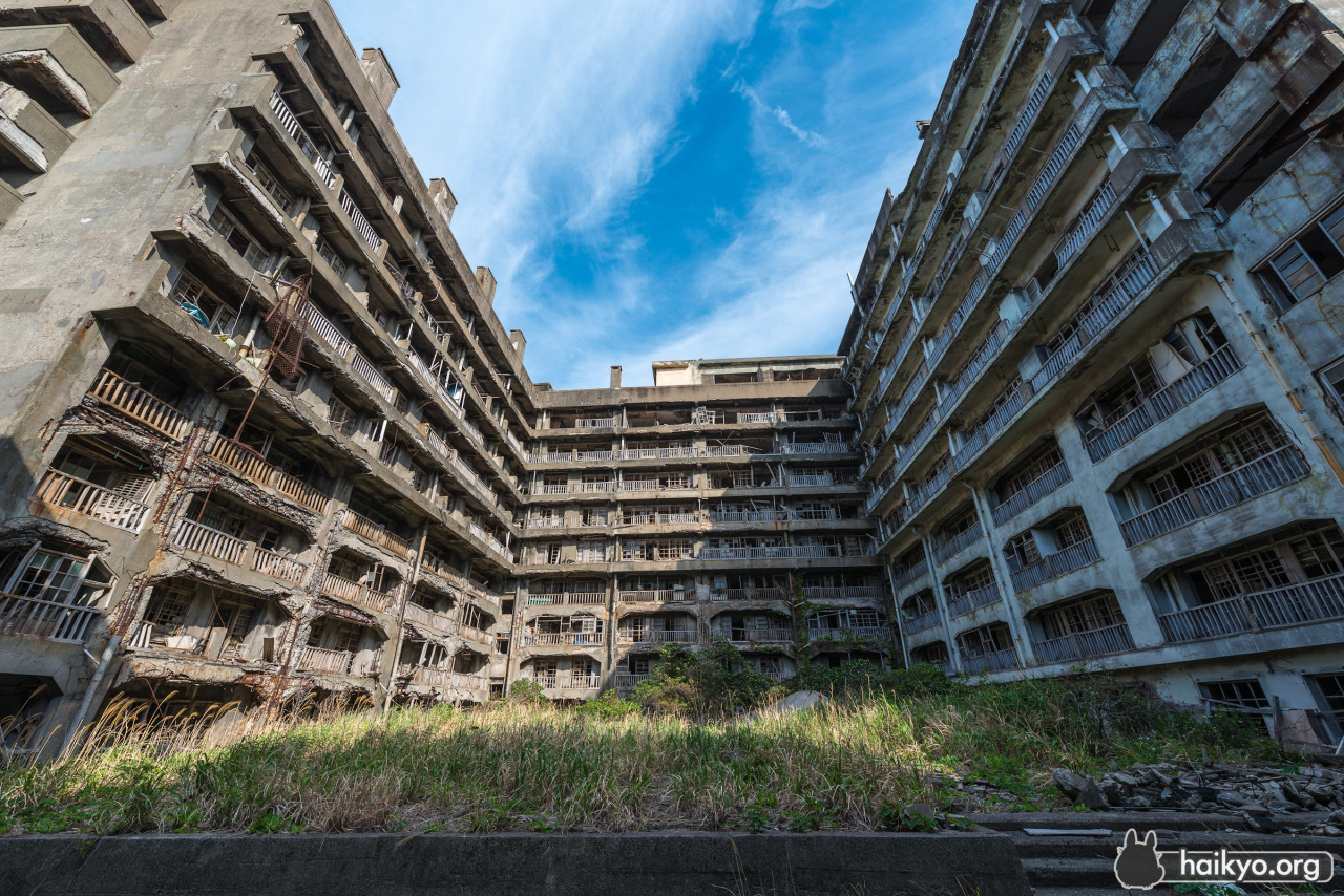 Gunkanjima: Hashima Island | Posted by CJWHO.com