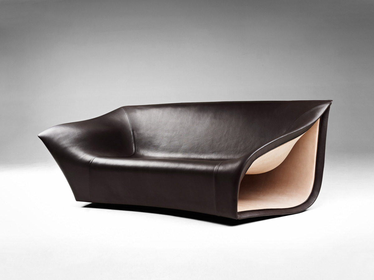 Inspired by the Movement of the Waves: Split Leather Sofa&Chairs | Posted by CJWHO.com